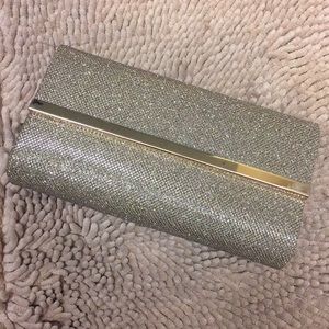 Bare minerals clutch purse